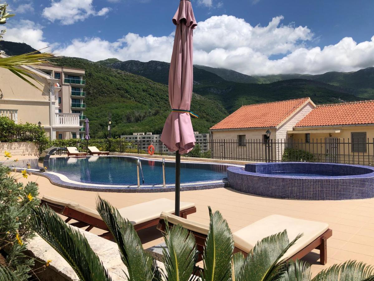Sea View Two Bedroom Family Apartment With Pool - Sunset Ivanovici Bečići Εξωτερικό φωτογραφία